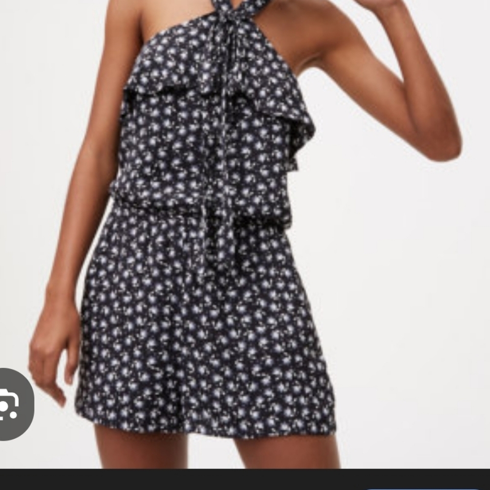 Floral Criss Cross Tie Romper Shorts Spring Summer Flowers Zip Up Med Petites